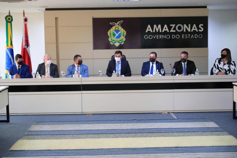 Wilson Lima recebe membros do Conselho Nacional do Ministério Público e representantes do TJAM e Aleam