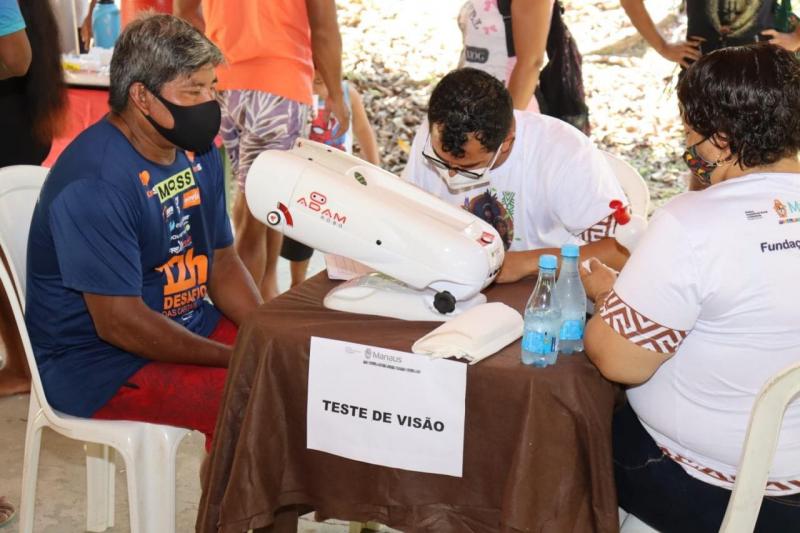 Governo do Amazonas e parceiros atendem mais de 200 indígenas em Ação Solidária na Praia do Tupé