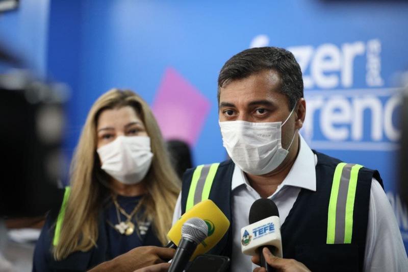 Wilson Lima encaminha à Aleam projeto do 14° e 15° salários para profissionais da educação da rede estadual