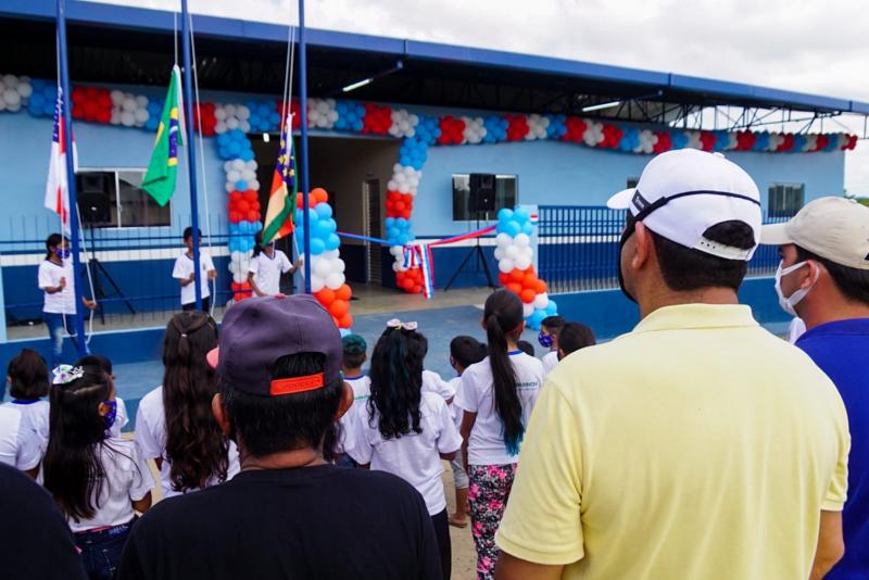 Mais de 200 famílias são beneficiadas com obras entregues no segundo dia de inaugurações em Parintins