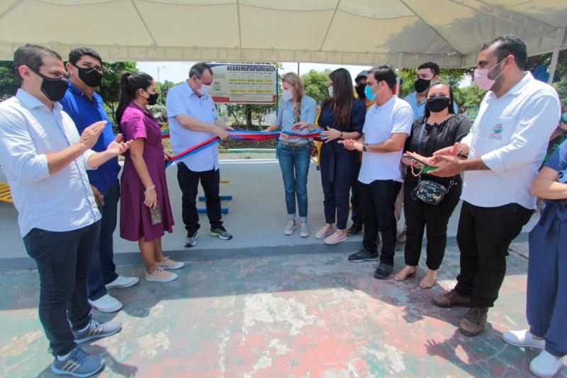 Prefeitura oportuniza empregos e vida saudável com inaugurações de academias ao ar livre em Parintins 