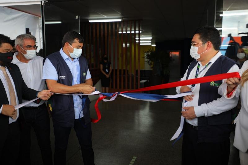 Para celebrar aniversário de Manaus, Wilson Lima faz entregas nas áreas de educação, segurança, social e setor primário