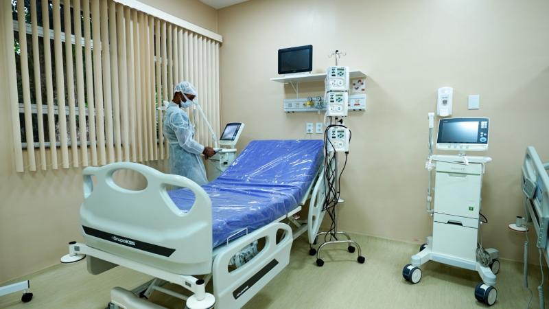 Primeiros pacientes são atendidos em leitos de UTI em Parintins, implantados pelo Governo do Estado