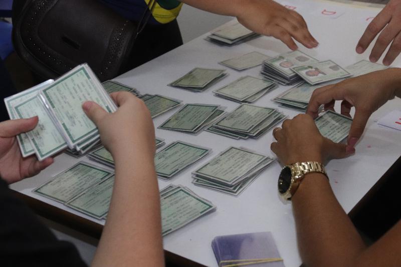 Sejusc convoca mais de 2 mil pessoas que não foram buscar RGs nas unidades do PAC da capital