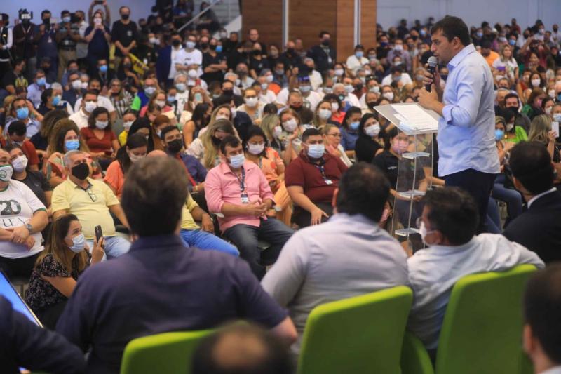 Conquista histórica: Governo do Amazonas anuncia ajuste de lei para beneficiar servidores que aguardam aposentadoria