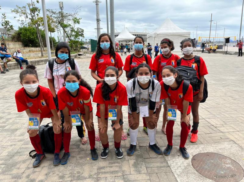 Jogos Escolares: equipe feminina de futsal da rede estadual do Amazonas segue com chances de medalha