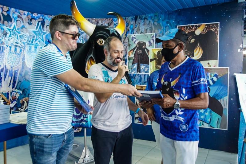 Caprichoso lança 'Livro da Toada, uma antologia Caprichoso' com a história musical de quatro décadas do bumbá