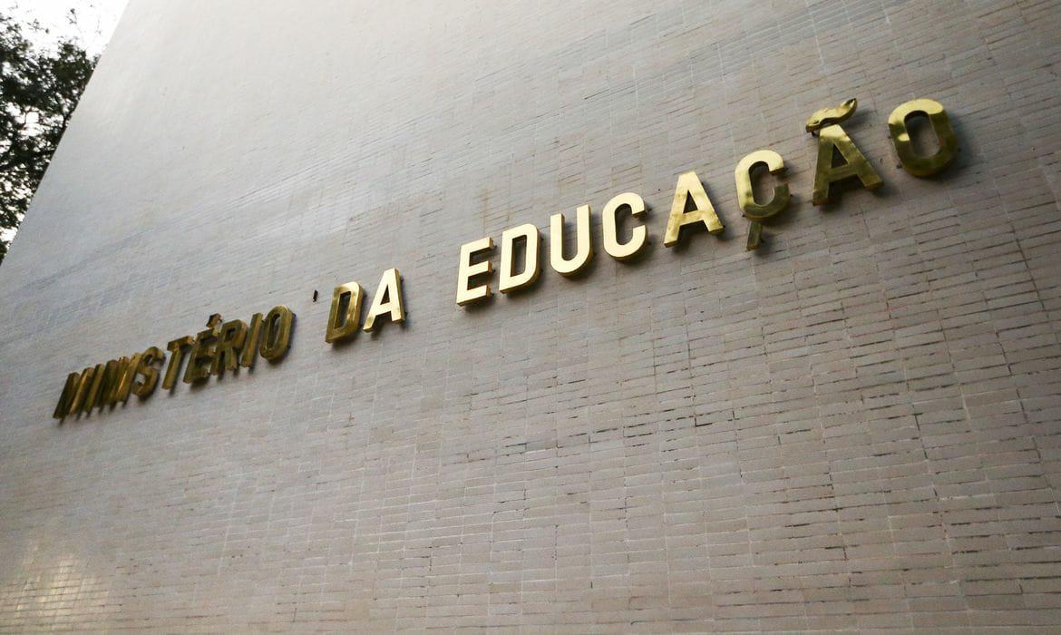 Ministério da Educação cria câmaras técnicas para enfrentar efeitos da pandemia