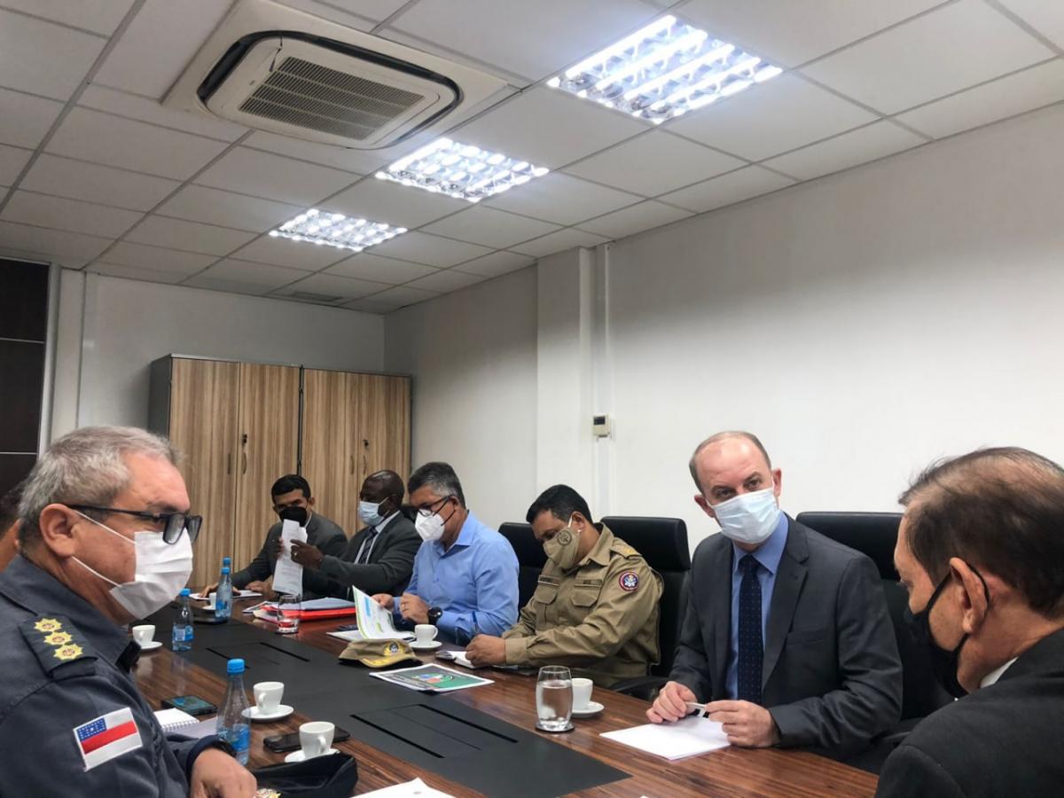 Secretário de Segurança participa de reunião de alinhamento para operação eleição em Coari