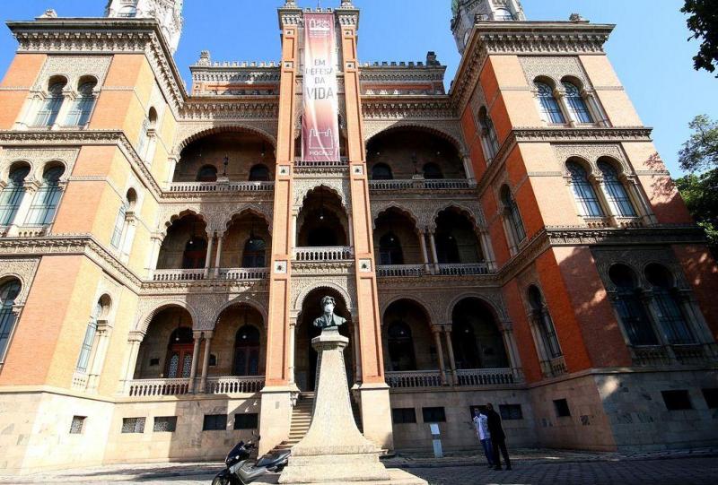 Fiocruz investiga pacientes com doença da vaca louca