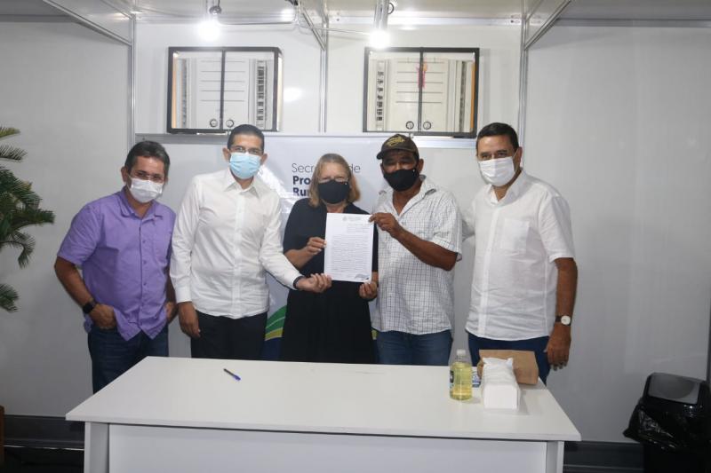 Governo do Amazonas repassa mais de R$ 200 mil para apoiar setor primário de três municípios 