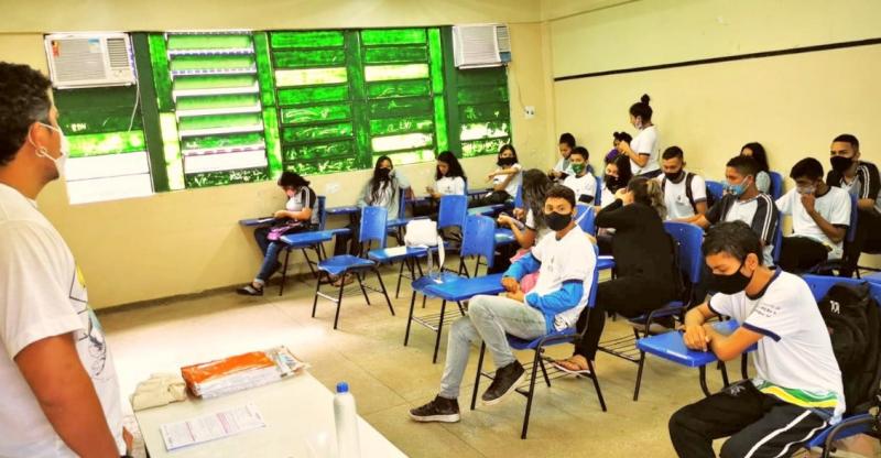 Escolas da rede pública estadual do interior começam a aplicar as provas do Saeb
