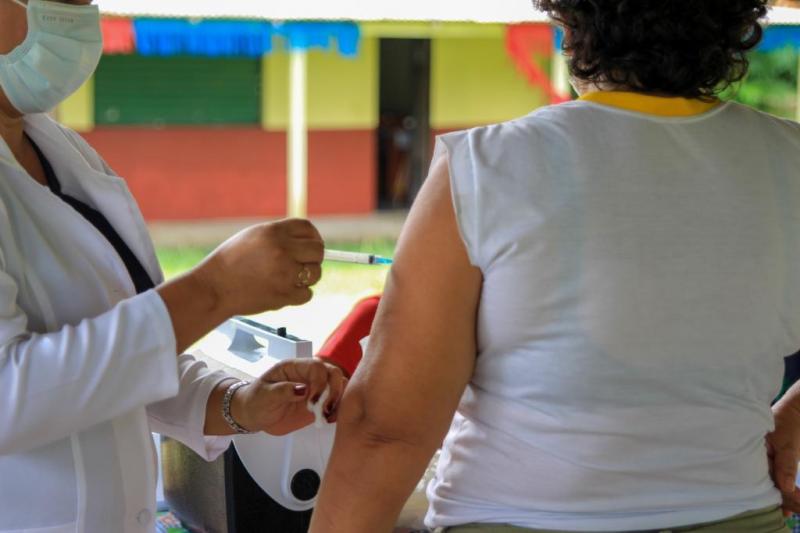 Parintins realizará dia D de vacinação contra Covid-19 com terceira dose para 18 anos ou mais no sábado (11)