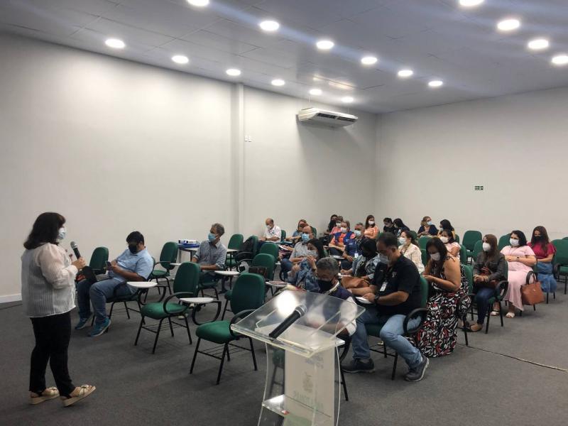 SES-AM realiza oficina para regionalização da rede de atenção à saúde no Amazonas
