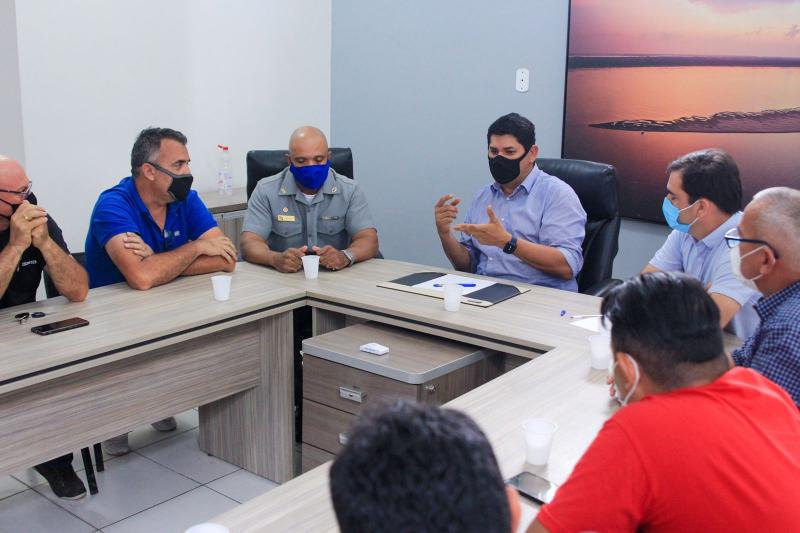 Embarque e desembarque de passageiros de embarcações de grande porte será feito somente no porto de Parintins