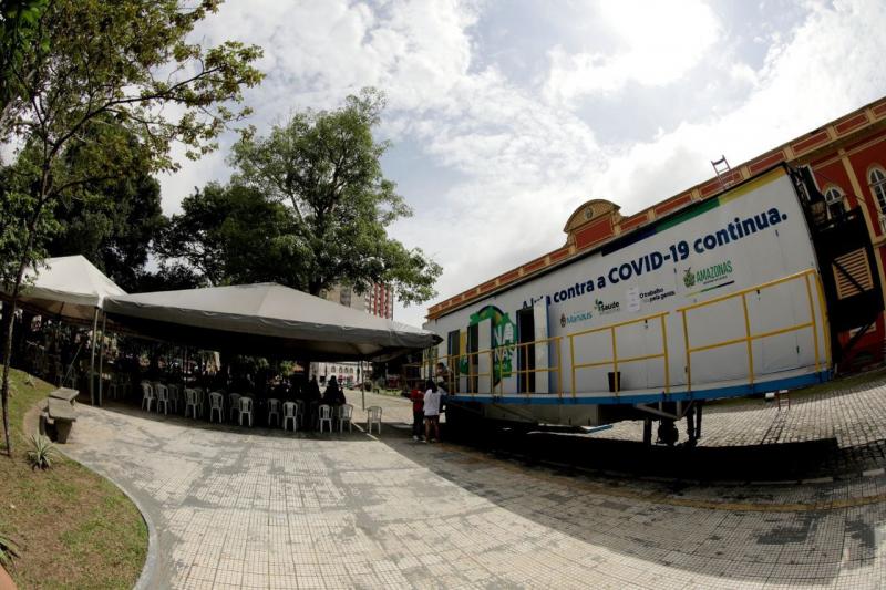 Governo do Estado prorroga permanência da Carreta Vacina Amazonas, na Praça da Polícia, até o dia 30 de dezembro