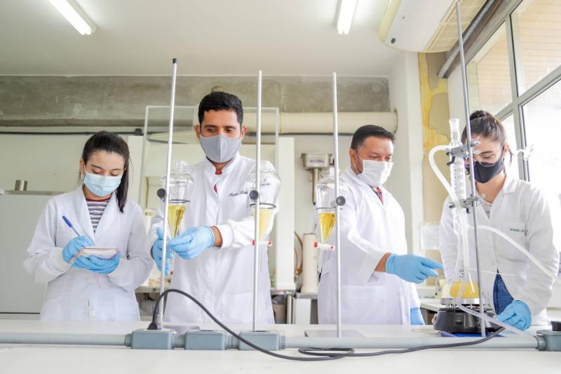 Fapeam apoia estudo sobre a produção de biolubrificante para reduzir impactos ambientais e à saúde