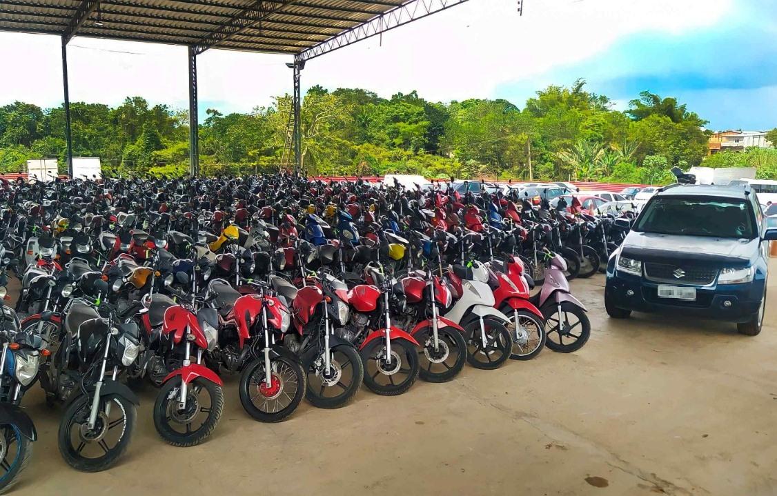 Mais de 200 veículos foram arrematados no último leilão do Detran-AM em 2021