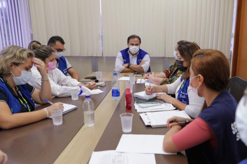 Governo do Amazonas suspende grandes eventos e limita público em 200 pessoas