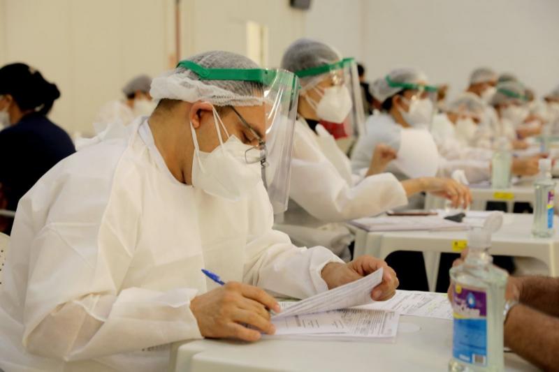 Nota técnica da SES-AM e FVS-RCP orienta que apenas pessoas com sintomas devem fazer teste rápido de Covid-19