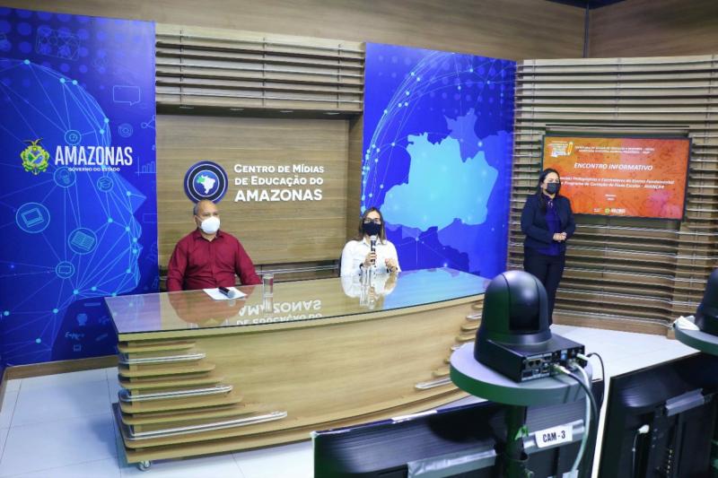 Propostas pedagógicas para 2022 são apresentadas para profissionais dos 61 municípios do interior do Estado