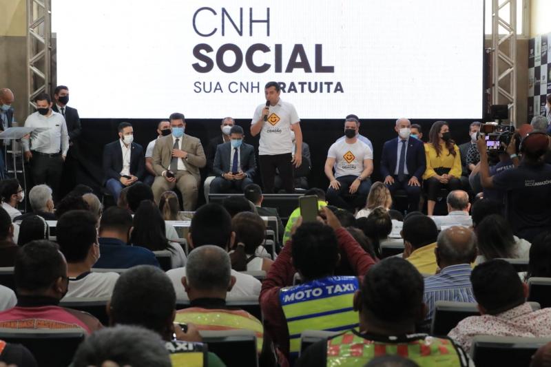 Governador Wilson Lima anuncia mais 2 mil contemplados com a ‘CNH Social’ na capital e interior