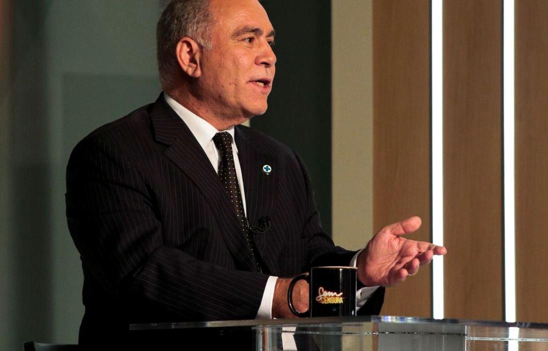 Ministro da Saúde diz que prioridade é ampliar vacinação contra Covid-19