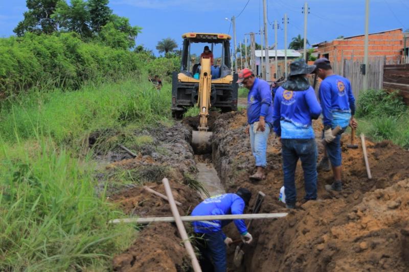 Mais de 400 famílias do loteamento Lady Laura são beneficiadas com investimento no abastecimento de água