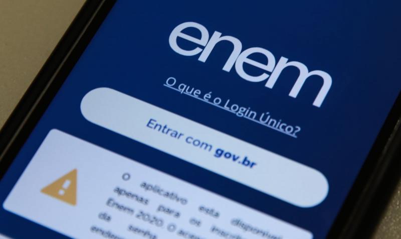 Dificuldade para acessar resultado do Enem deixa estudantes ansiosos