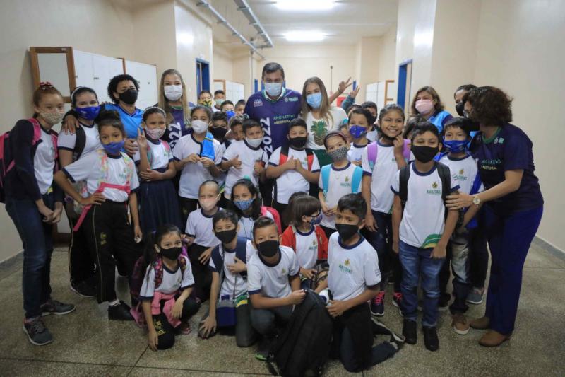 Wilson Lima abre ano letivo do interior com inauguração de laboratório maker e retorno do ‘Trilhas do Saber’ em Manacapuru