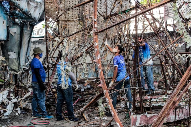 Em preparação ao Festival de Parintins, Caprichoso organiza galpões para receber artistas