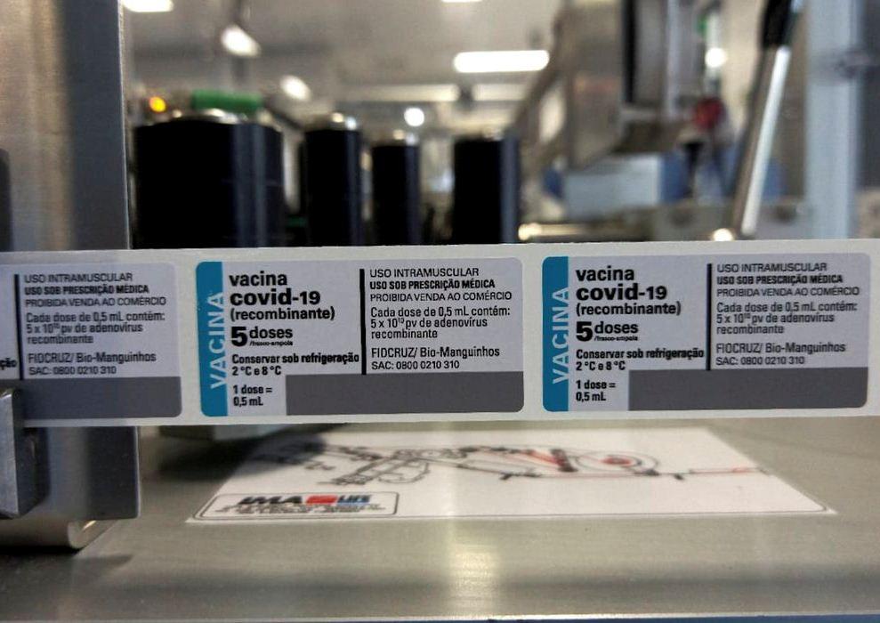 Fiocruz entrega 550 mil doses de vacina contra Covid-19 100% brasileira