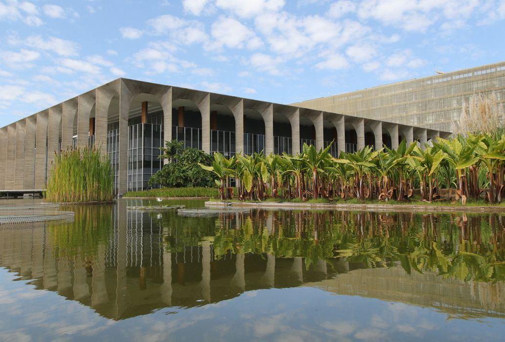 Itamaraty prepara retirada de brasileiros que estão na Ucrânia