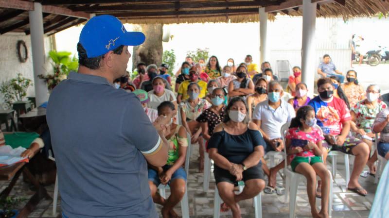 Prefeito Bi Garcia apresenta projeto de infraestrutura a moradores do São José