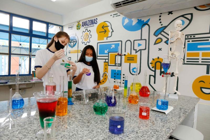 Escola estadual inaugurada no bairro Alvorada tem mais de 300 vagas disponíveis para o Ensino Médio