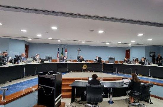 Pleno do TCE-AM multa ex-presidente da Câmara Municipal de Itamarati em R$190 mil