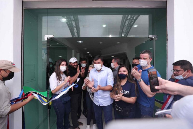 Wilson Lima entrega PAC de Tefé, que oferta diversos serviços de cidadania