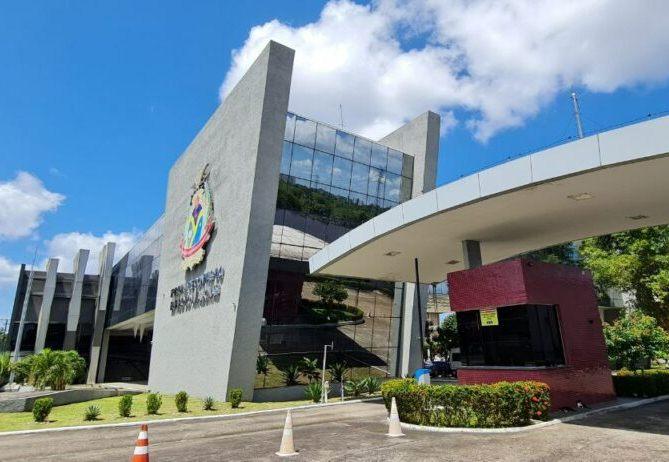 TCE-AM julga 548 processos nesta terça-feira (22)