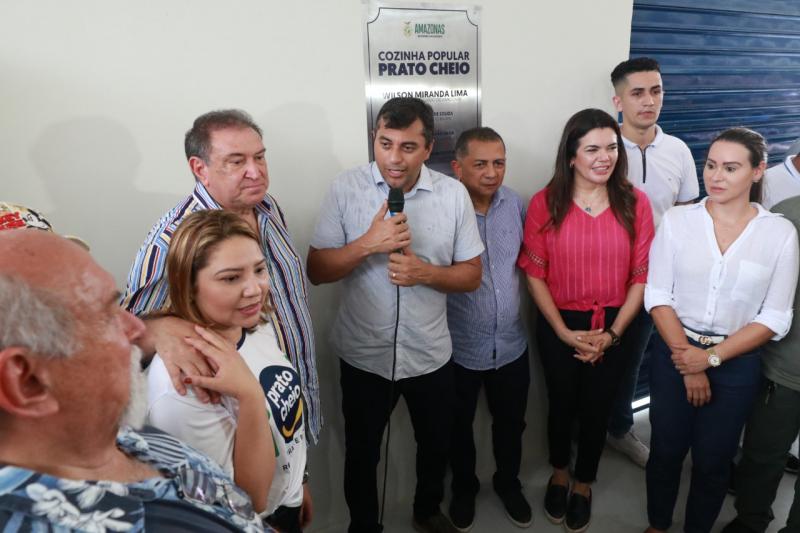 Em Rio Preto da Eva, Wilson Lima inaugura 7ª unidade do Prato Cheio no interior