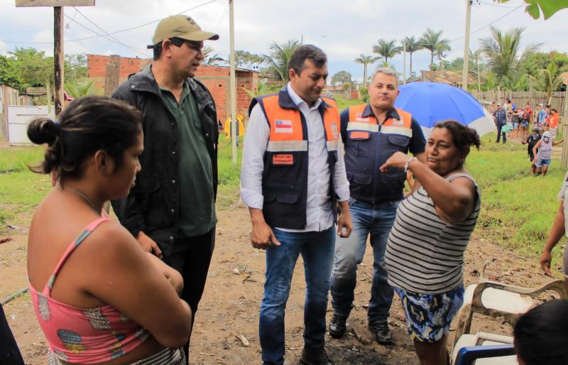 Prefeitura e Governo do Estado definem ações para atender famílias atingidas por alagamentos