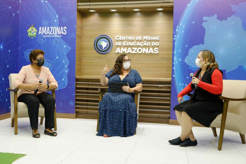 Secretaria de Educação promove curso sobre Novo Ensino Médio para gestores e professores