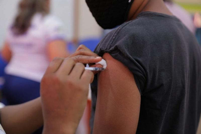 Amazonas tem 582.095 casos da Covid-19 e 14.172 mortes pela doença