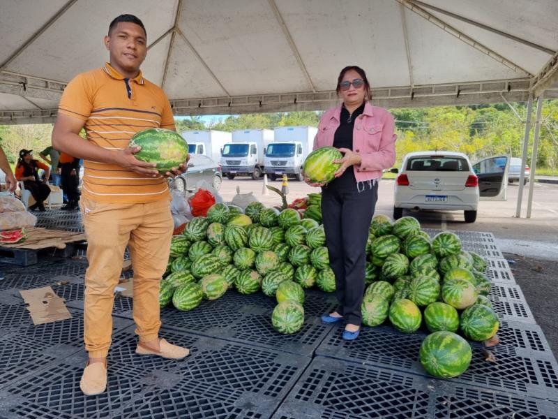 Governo do Estado entrega 9 toneladas de alimentos pelo Programa Alimenta Brasil
