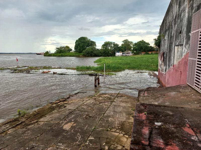 Com avanço da enchente, Boi Garantido pode levar alegorias para concentração no Bumbódromo na próxima semana