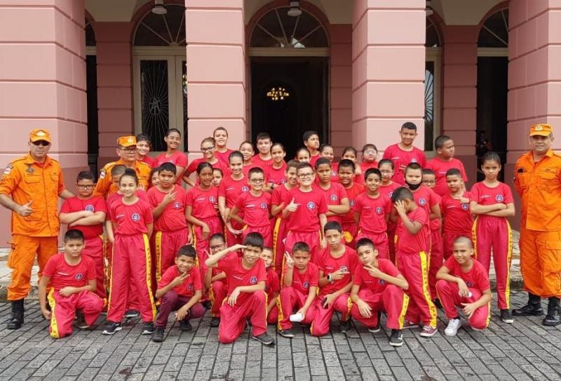 Inscrições para Bombeiro Mirim no interior são prorrogadas até sexta-feira (13/05)