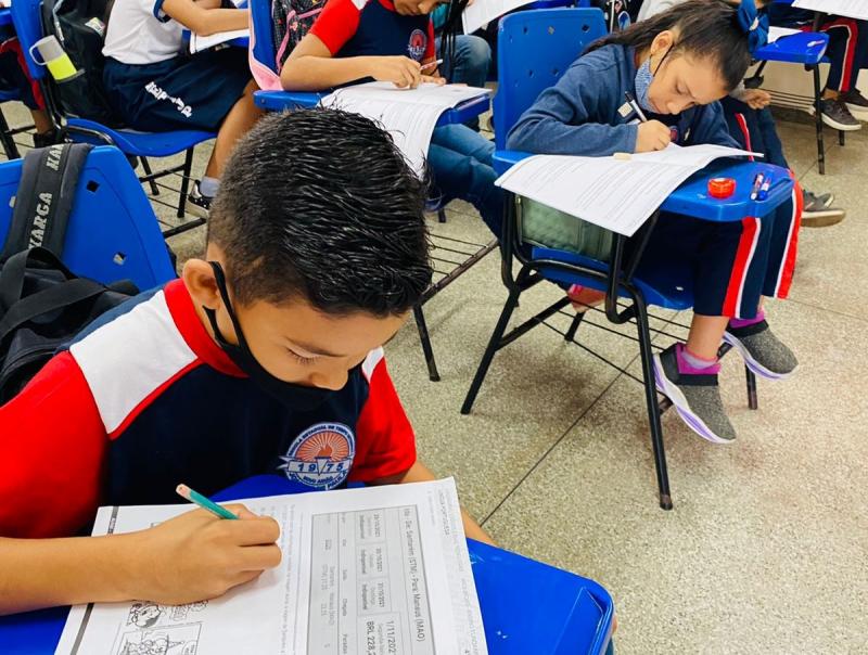 Avaliação de aprendizagem da rede estadual começa a ser aplicada no interior do Amazonas
