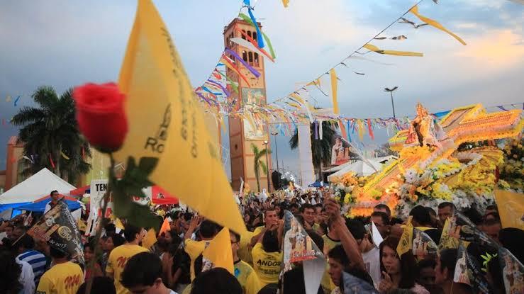 Festa da padroeira de Parintins, Nossa Senhora do Carmo, volta a ter participação do público
