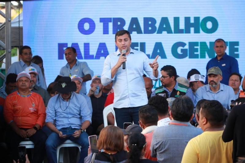 Wilson Lima e David Almeida dão ordem de serviço para reforma de duas feiras itinerantes