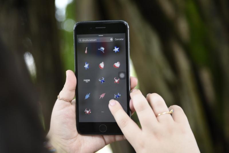 Secretaria de Cultura e Economia Criativa lança pacote de filtros e gifs com temática dos bumbás Caprichoso e Garantido