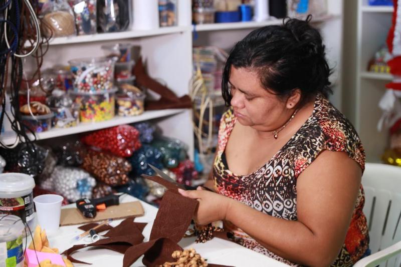 Parintins 2022: comerciantes têm vendas aquecidas e apostam em faturamento recorde